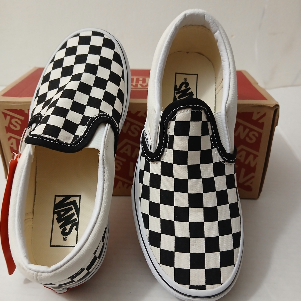 Vans Kids Black and White Checkerboard Slip-On Sneakers Size 1 New $40 - Picture 6 of 9